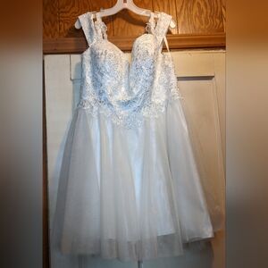 Gorgeous Cinderella Divine Corset Back XXL Bridal/Reception Dress. Off shoulder